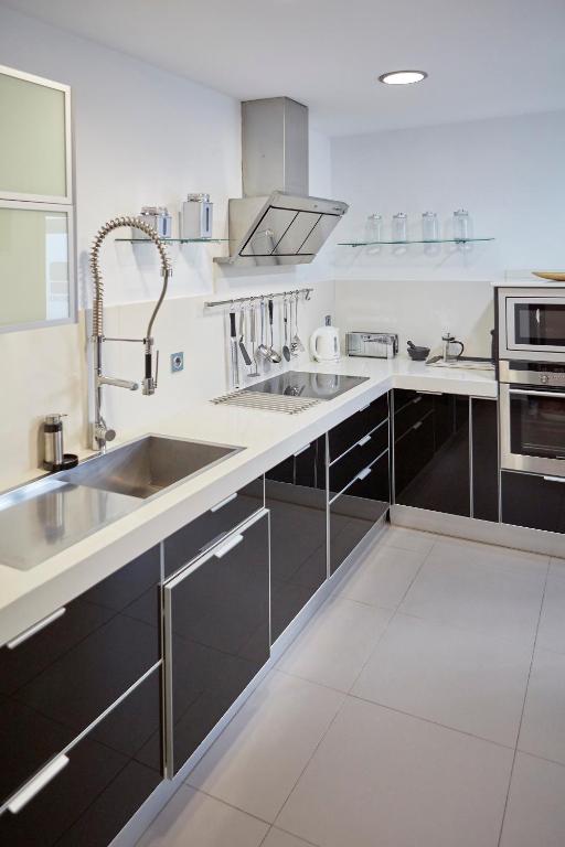 Apartamentos La Bola Suite - 15