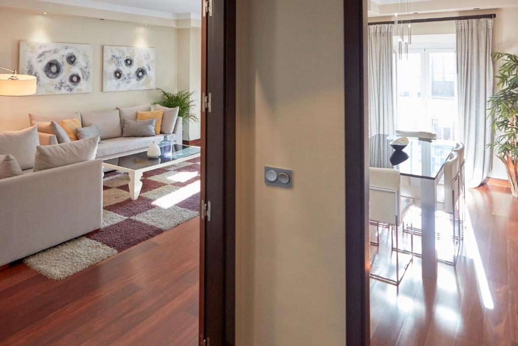 Apartamentos La Bola Suite - 8