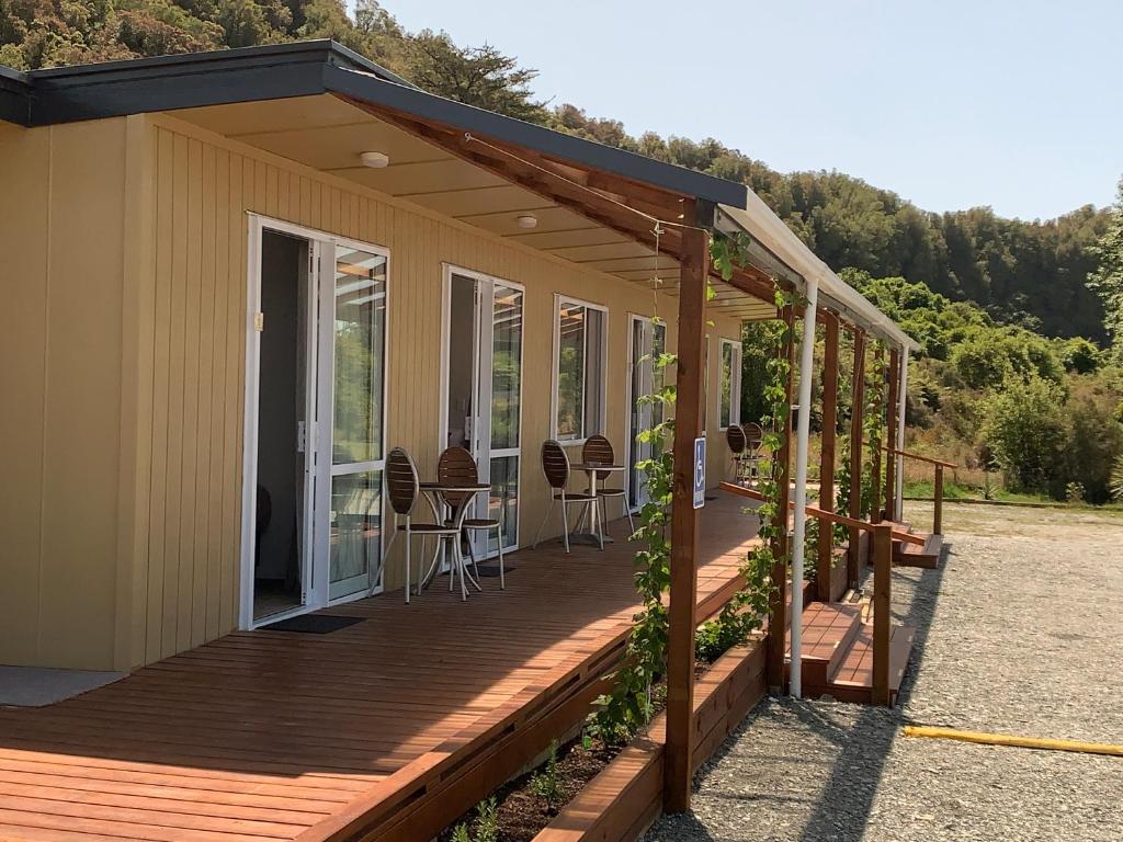 Woodstock Hotel - Resim 6