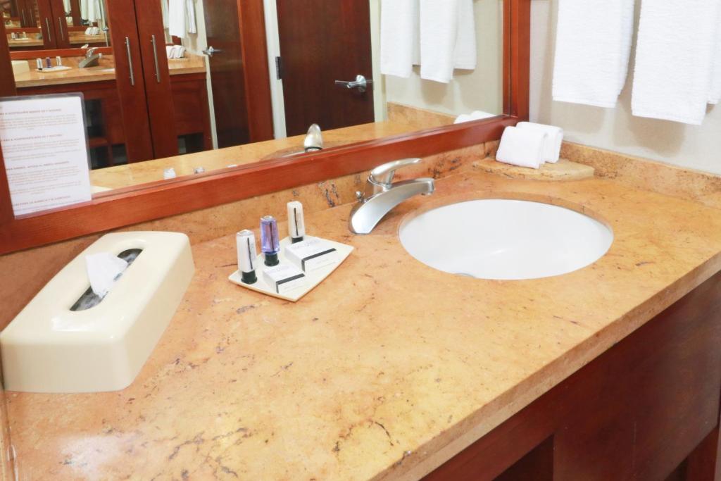 Koupelna v ubytování Staybridge Suites Queretaro by IHG