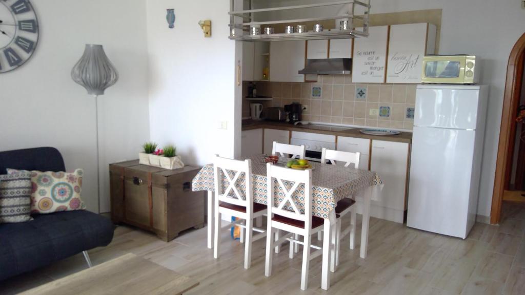 Calle Hesperides, Costa Del Silencio – Updated 2022 Prices