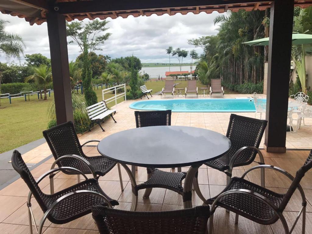  Rancho Paraiso