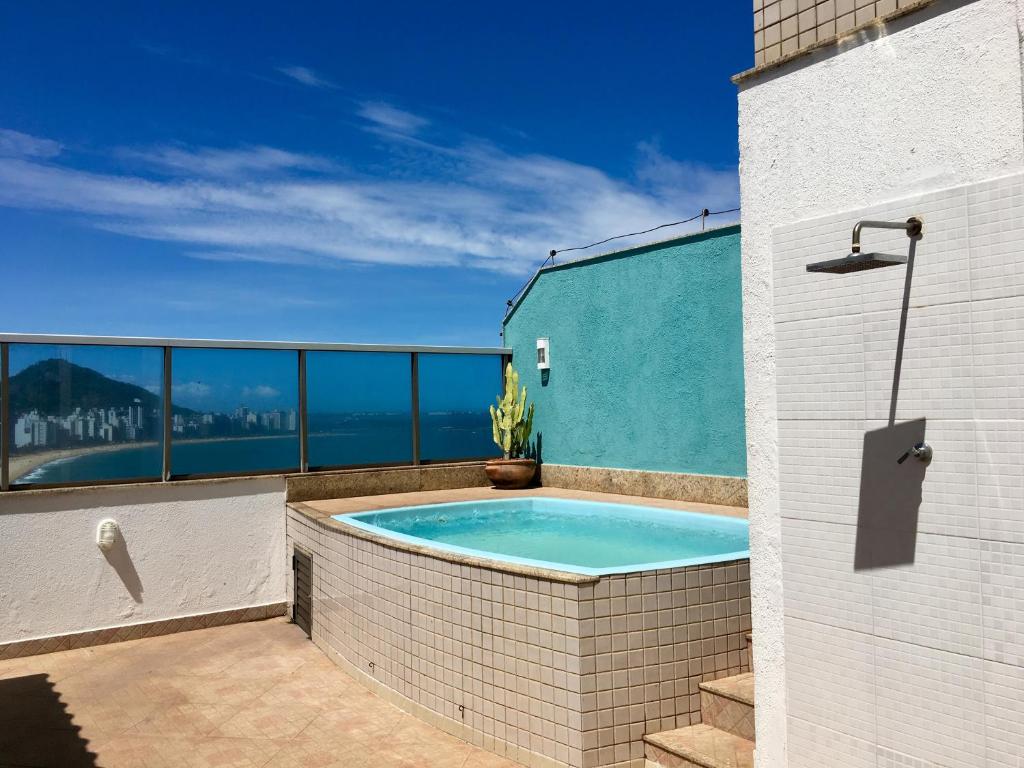  Cobertura duplex frente Praia da Costa