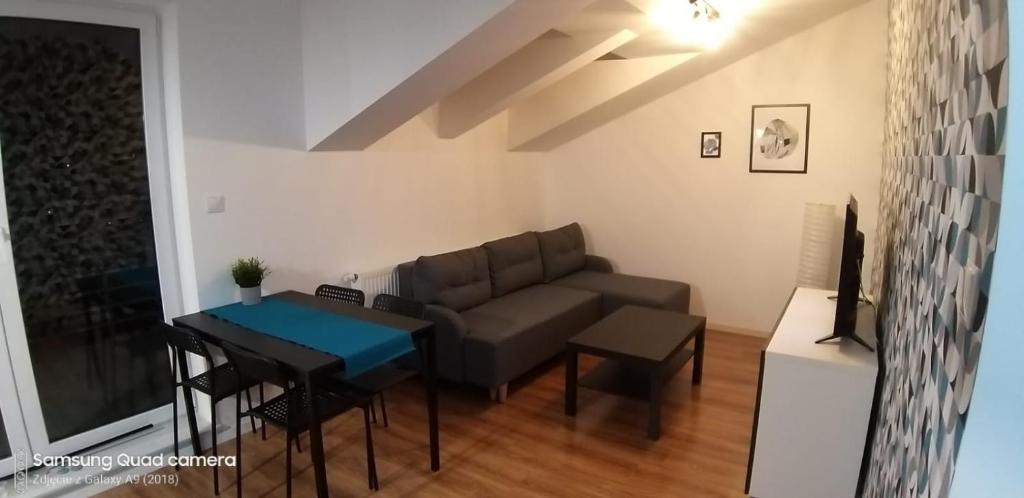 Posedenie v ubytovaní MJ Apartament Spokojna