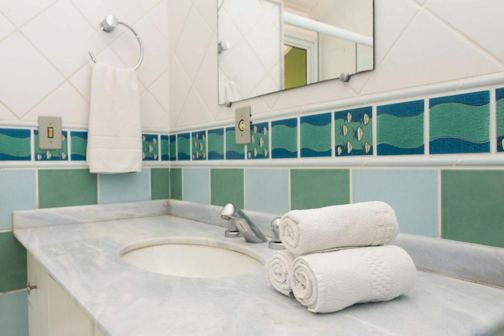  Casa Vista Mar Deslumbrante com Piscina
