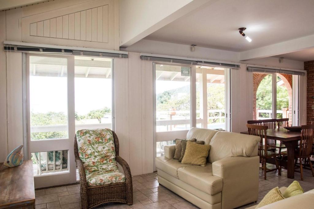  Casa Vista Mar Deslumbrante com Piscina