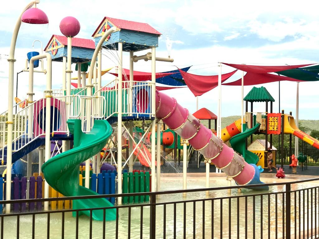  ILHAS DO LAGO ECO RESORT