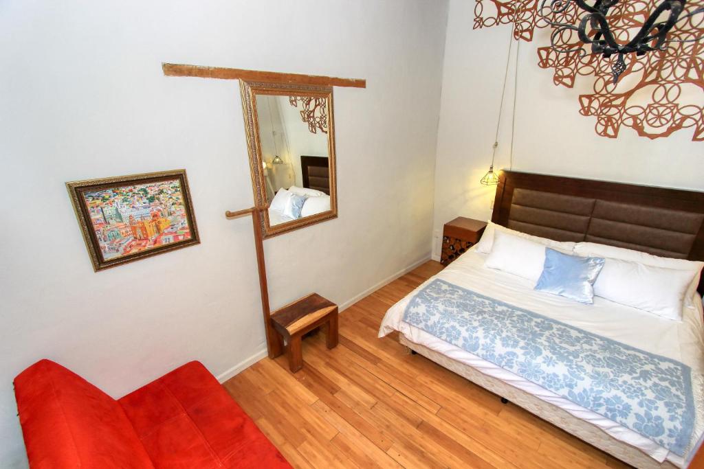 Postel nebo postele na pokoji v ubytování Hotel Mansion Von Humboldt