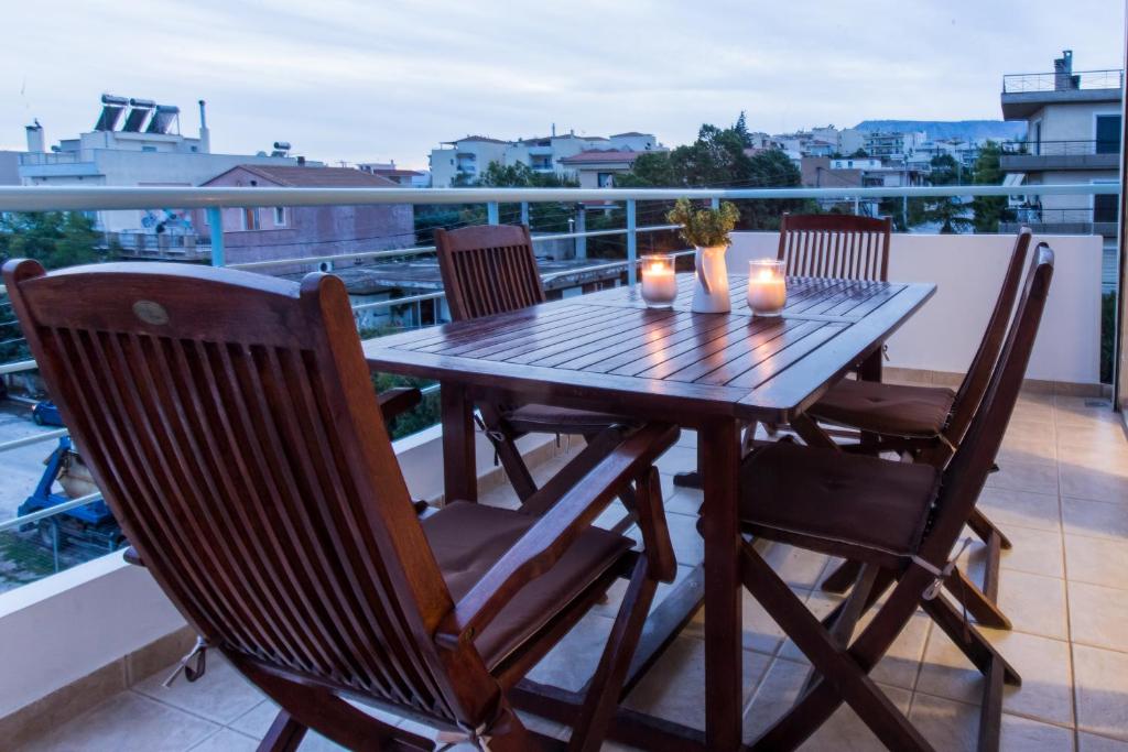 Nathaniel Athens Airport - 13