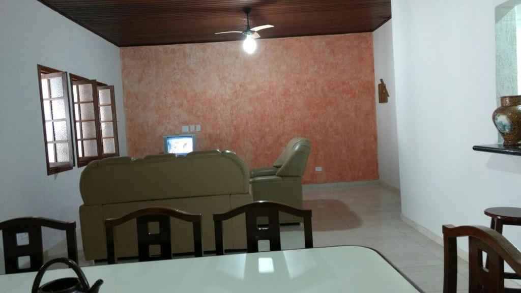  ÓTIMA CASA DE PRAIA UBATUBA PEREQUE-AÇU DA ROSANGELA