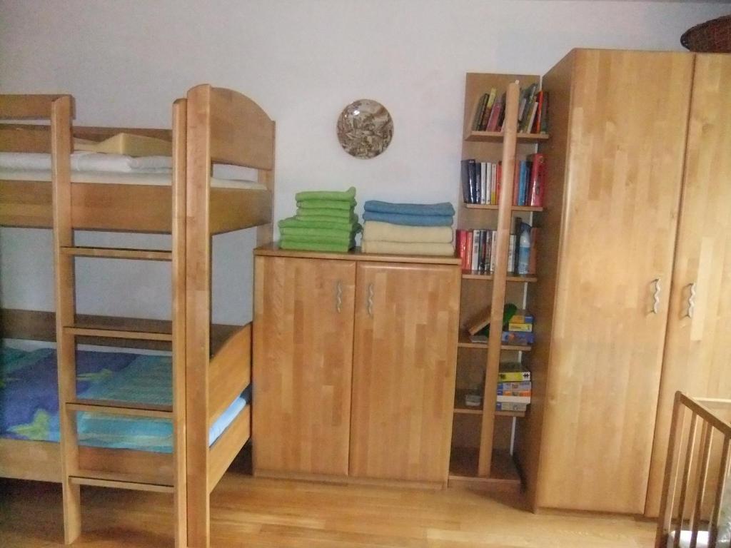 Knihovna v prázdninového domu