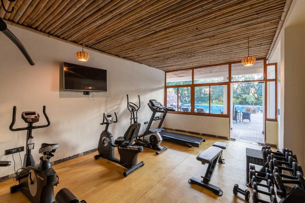 Fitness centrum a/nebo fitness zařízení v ubytování The Baagh Ananta Elite Ranthambore