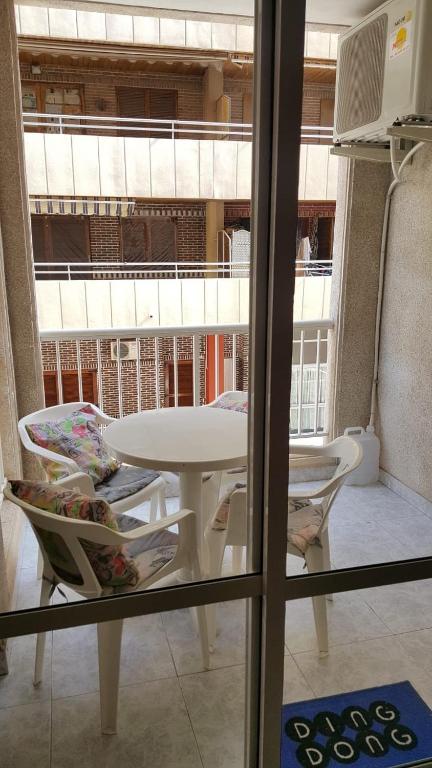 Apartment Calle Beniajan, Torrevieja, Spain - Booking.com