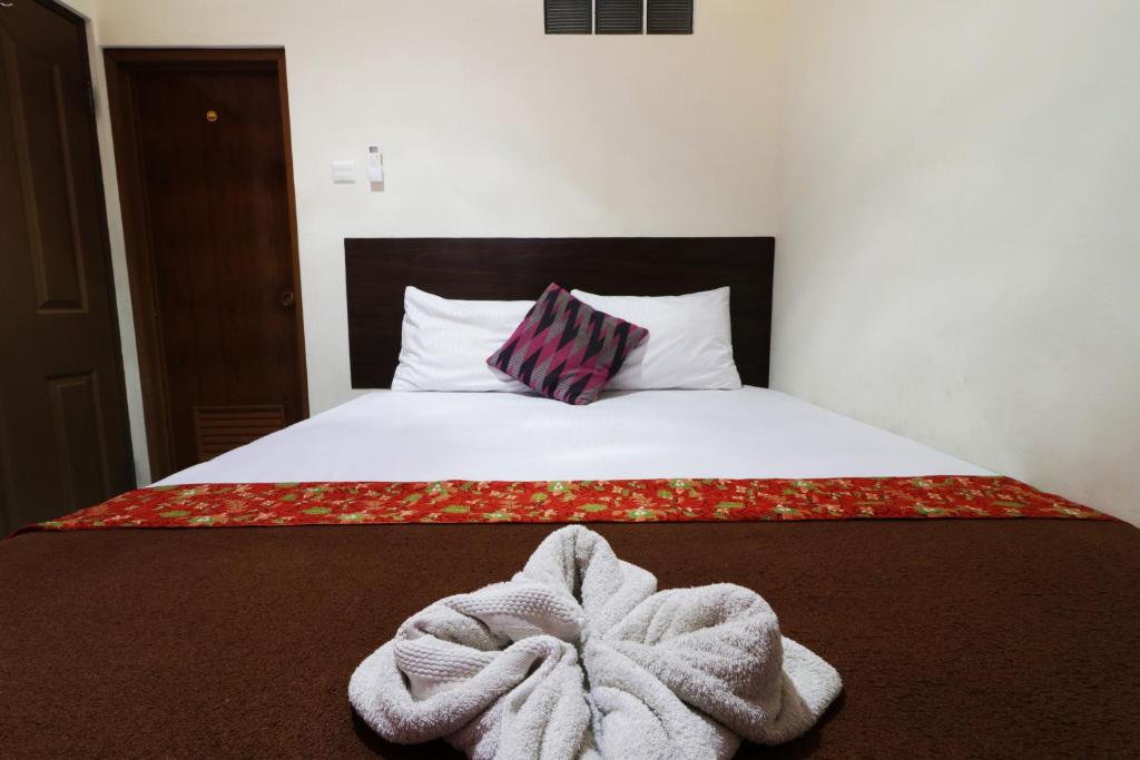 Bantal Guling Pasar Baru - Double Room