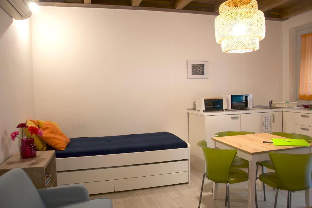 CaseOspitali - CASA CARAMELLI bilocale in corte storica
