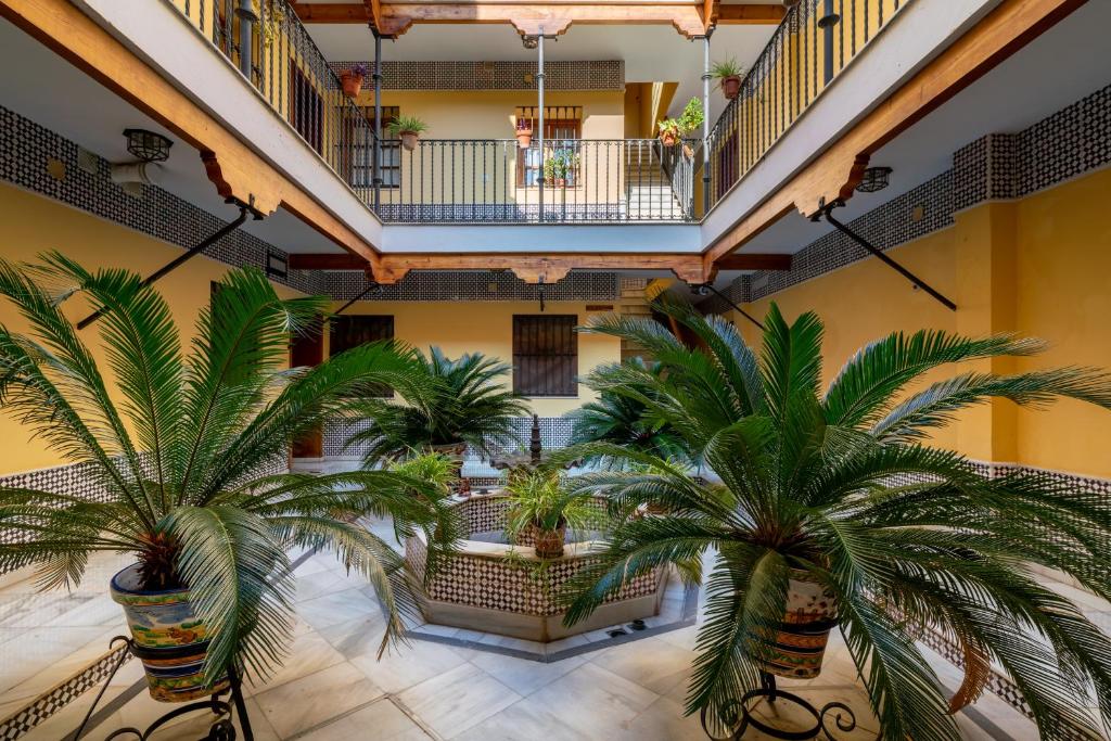 SVL - Sunny and bright apartment at historical Center ...