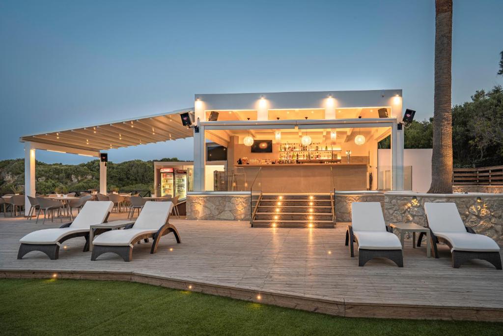 Fotografie z fotogalerie ubytování Koukis club v destinaci Vasilikos