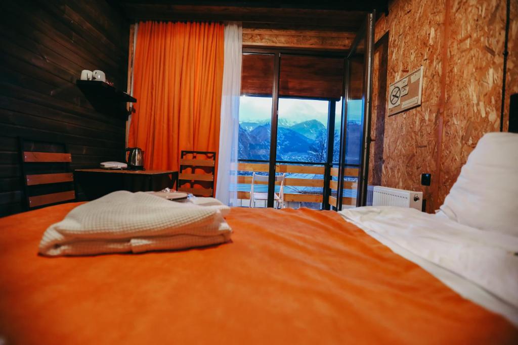 Wooden Hotel Kazbegi - Junior Suite Met Uitzicht Op De Bergen