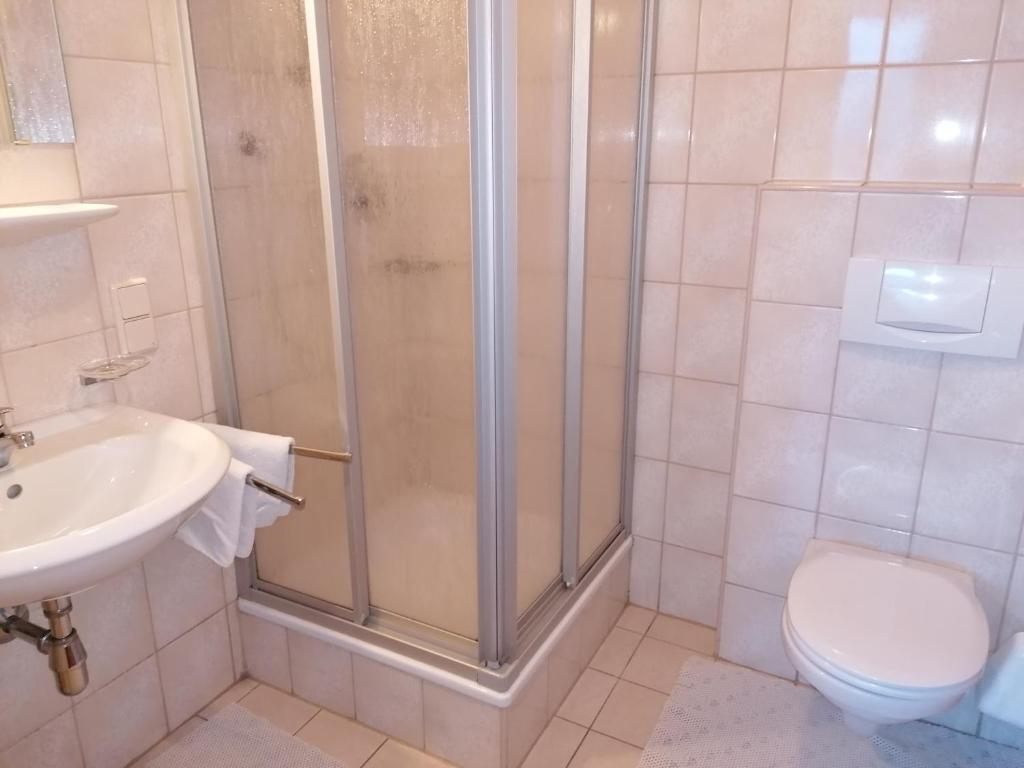 Koupelna v ubytování Appartements Rosmarie