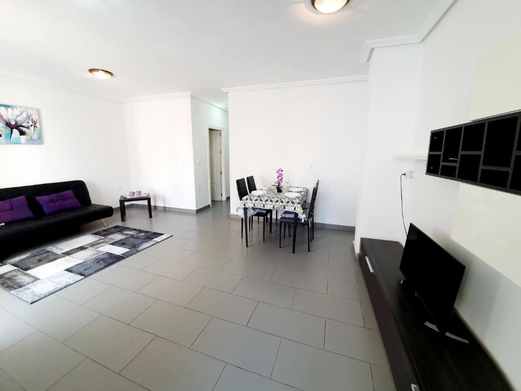 Apartment Best House Heraclio, Torrevieja, Spain - Booking.com