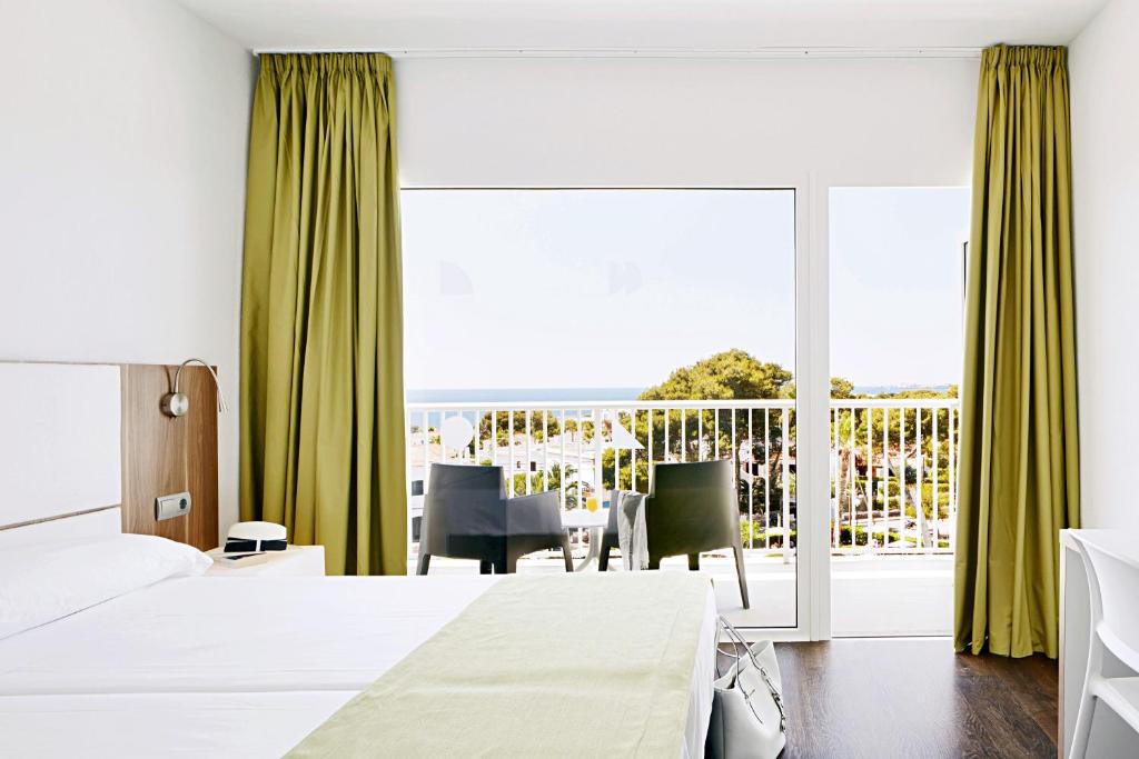 Globales Cala Blanca, Cala Blanca – Updated 2023 Prices