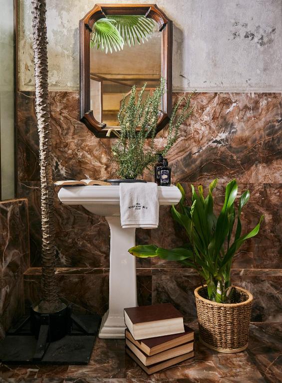 The Mustang Blu - Resim 25