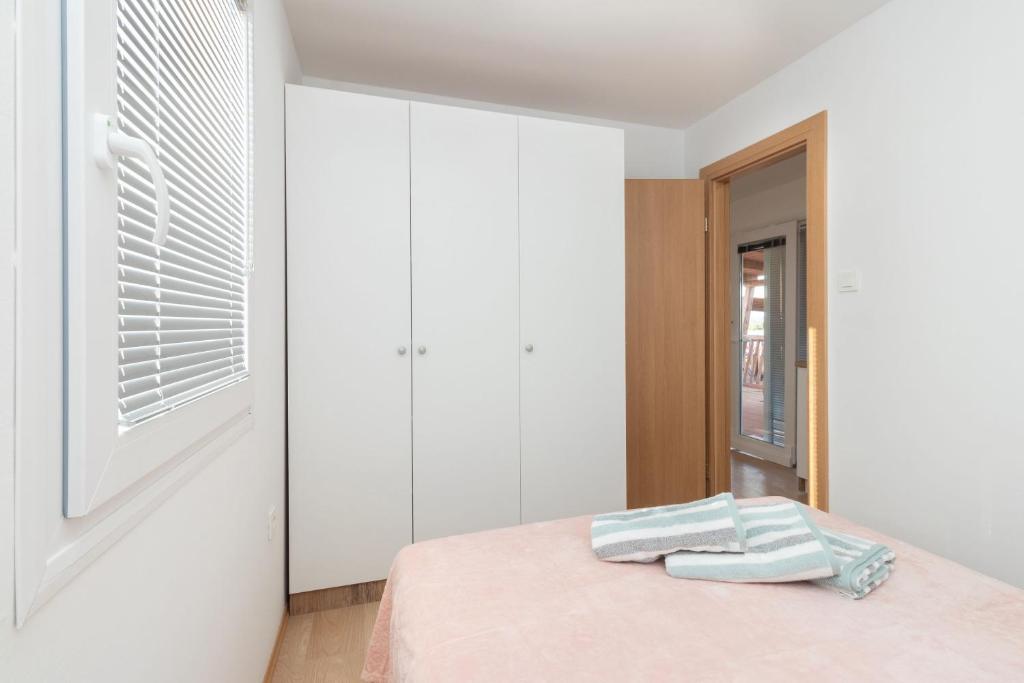 Posteľ alebo postele v izbe v ubytovaní Mobile home Sea Turtle
