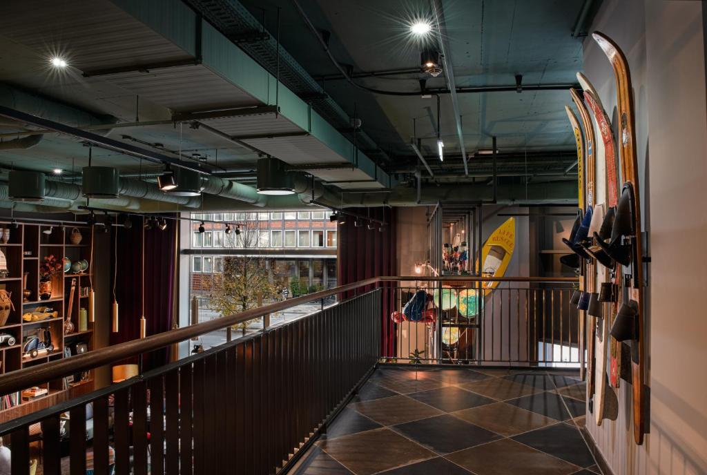 PIERDREI Hotel HafenCity Hamburg - Resim 12