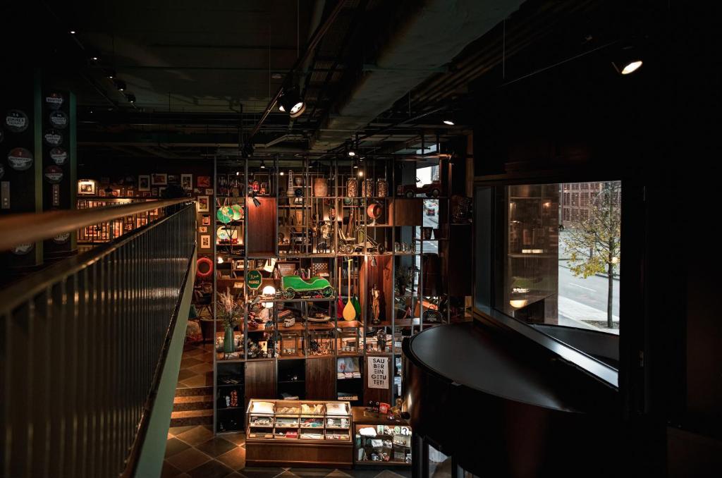 PIERDREI Hotel HafenCity Hamburg - Resim 14