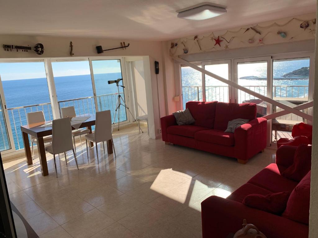 Posezení v ubytování Apartamento en primera línea de mar, 8 personas