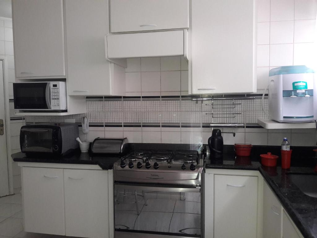  Apto quadra da Praia