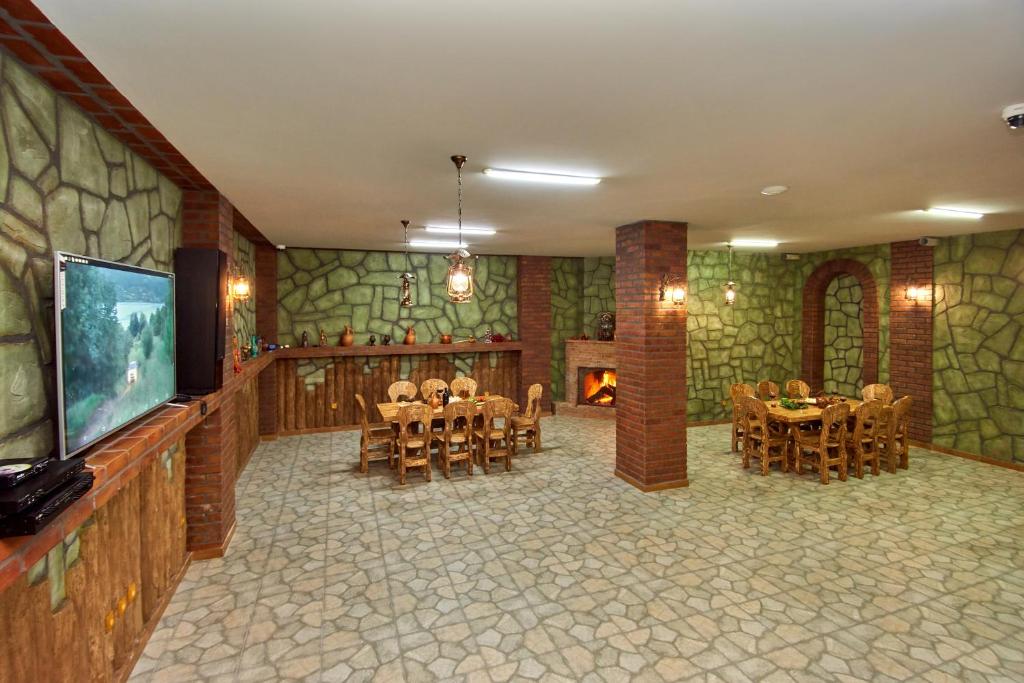 TV a/nebo společenská místnost v ubytování S&L Boutique Hotel