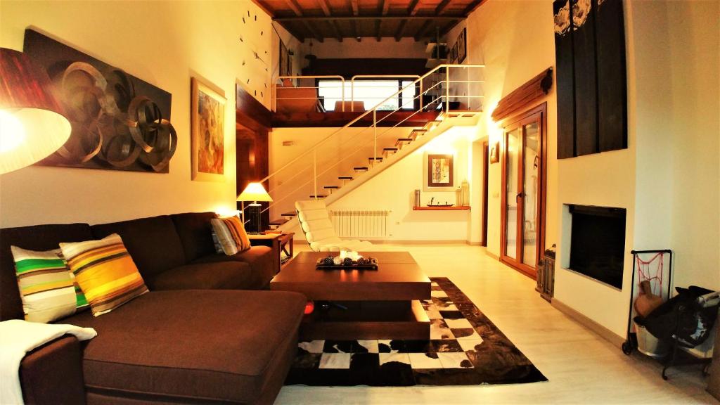 A seating area at La Calma de Llanes