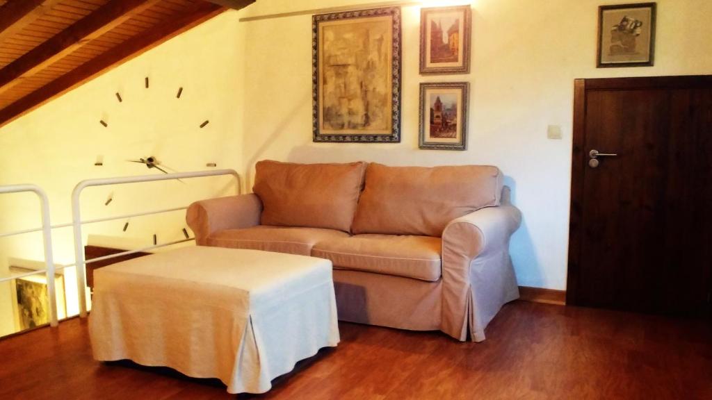 A seating area at La Calma de Llanes