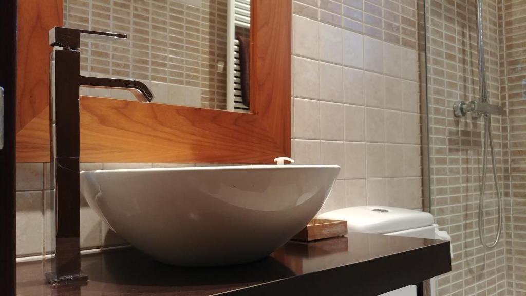A bathroom at La Calma de Llanes