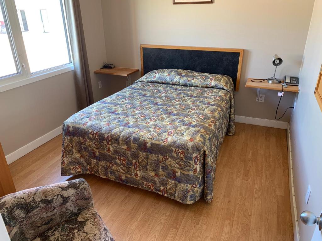 Postel nebo postele na pokoji v ubytování Gateway Motel