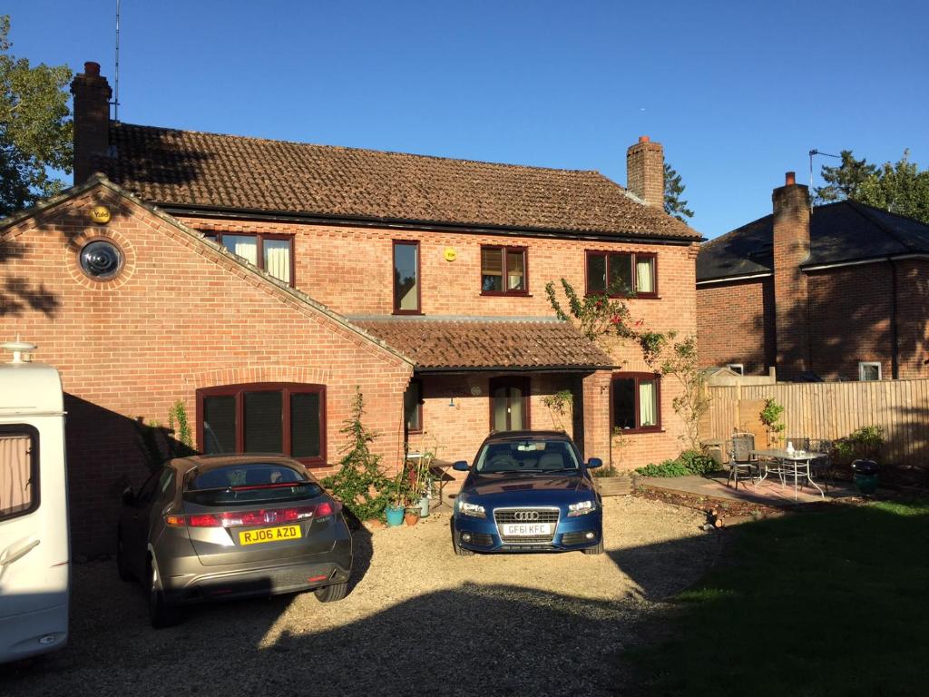 Orchard House, Lambourn (updated prices 2024)