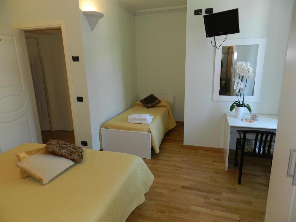 Residenza Villa Maria - Chambre Triple Avec Salle De Bains Privative