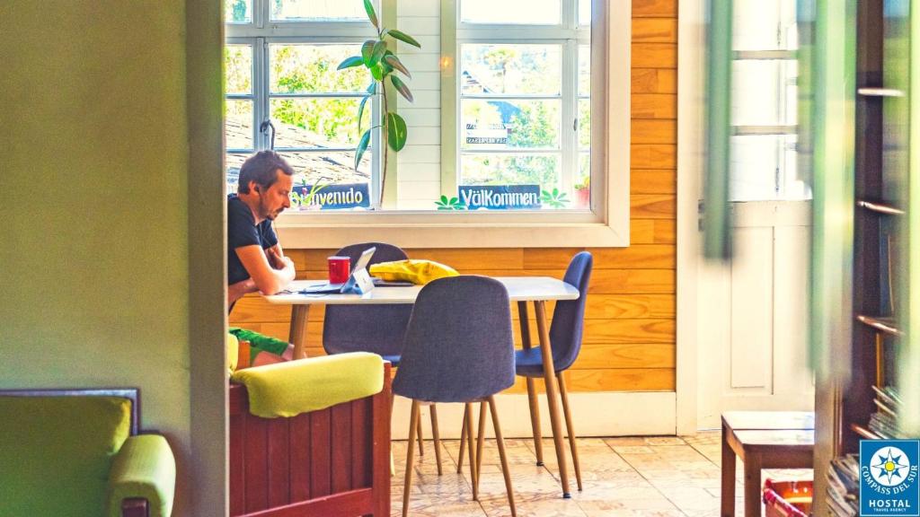 Hostal Compass del Sur