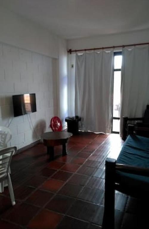  EXELENTE FLAT NA PRAIA.