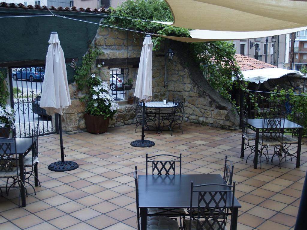 Reštaurácia alebo iné gastronomické zariadenie v ubytovaní La Casona del Herrero