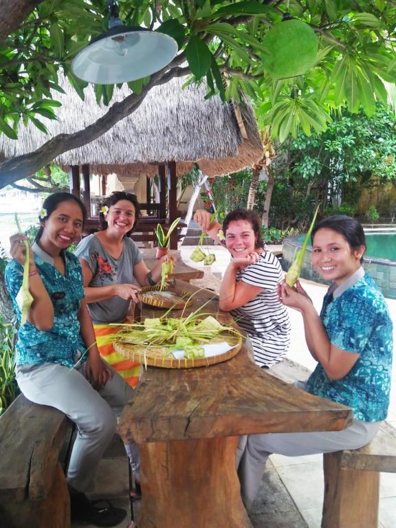 Sunshine Bungalows - 6