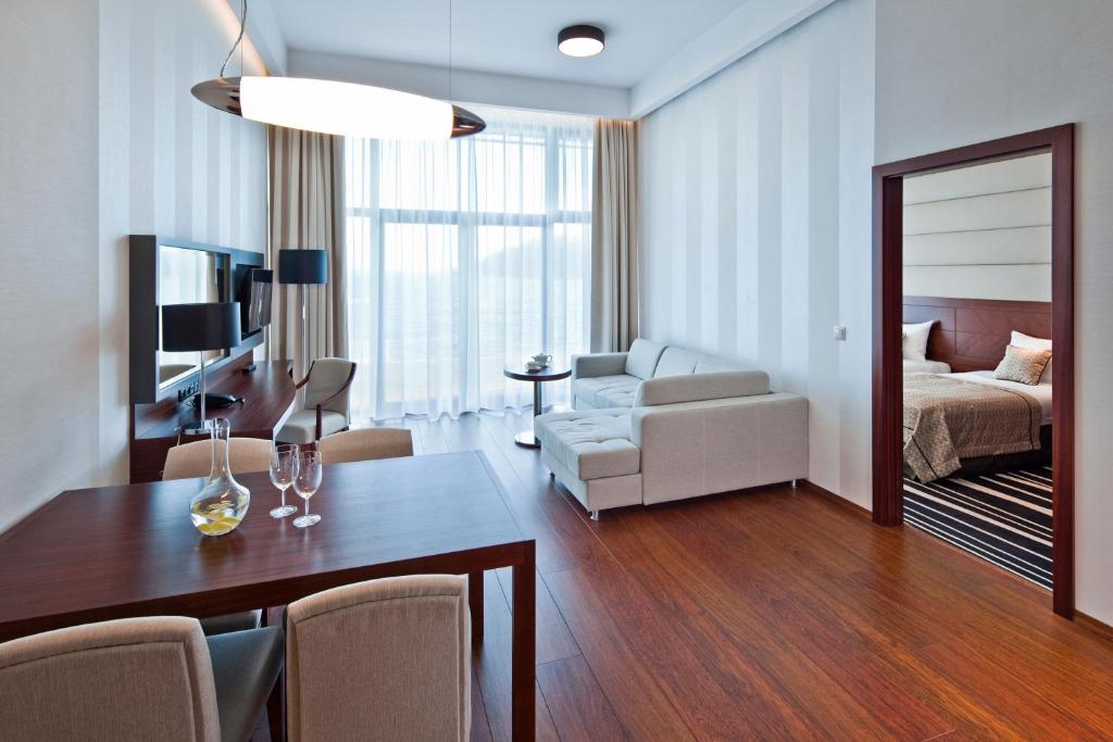 Hotel Mikołajki Leisure & SPA - Destigo Hotels - Apartamento Con Vista Al Lago