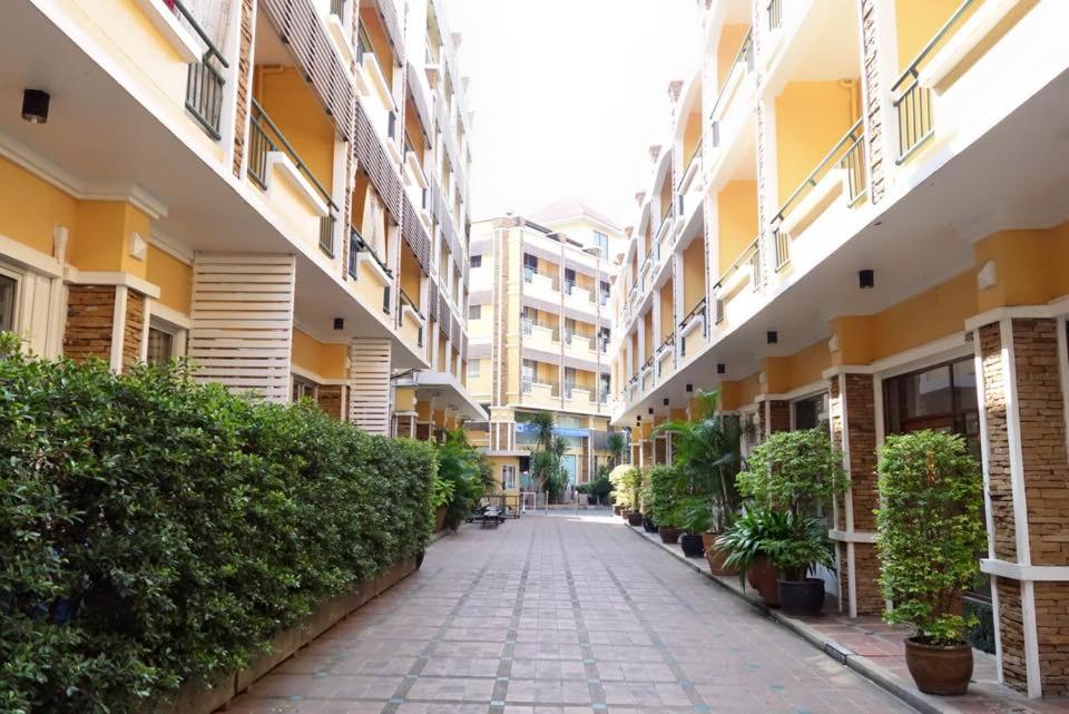 Phaholyothin Park Place