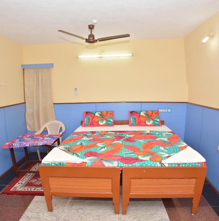 Siva Guest House - Triple Chambre Avec Balcon
