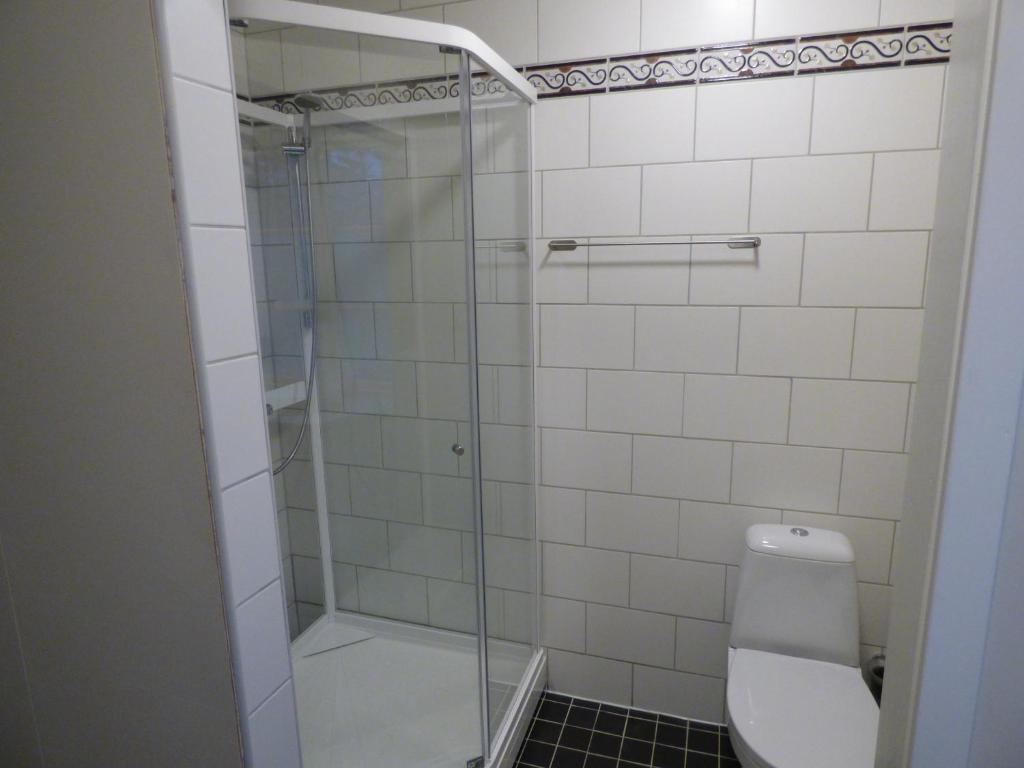 Koupelna v ubytování Nya Skogsgården Hostel