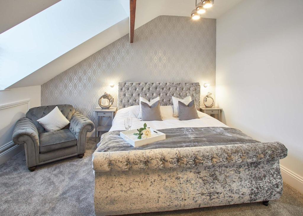 Host & Stay - Simba House - Four-Bedroom House
