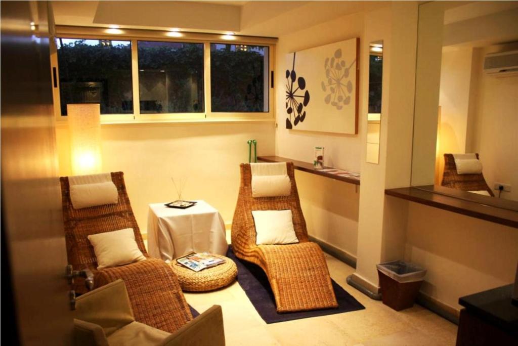 Posezení v ubytování E-Hotel Larnaca Resort & Spa