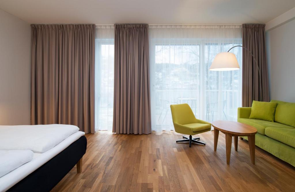Postel nebo postele na pokoji v ubytování Thon Hotel Sandven