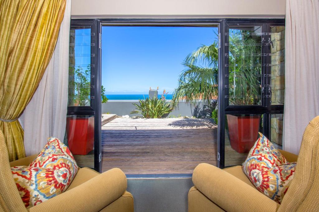 Alexander Guest House - King Room Met Uitzicht Op De Oceaan